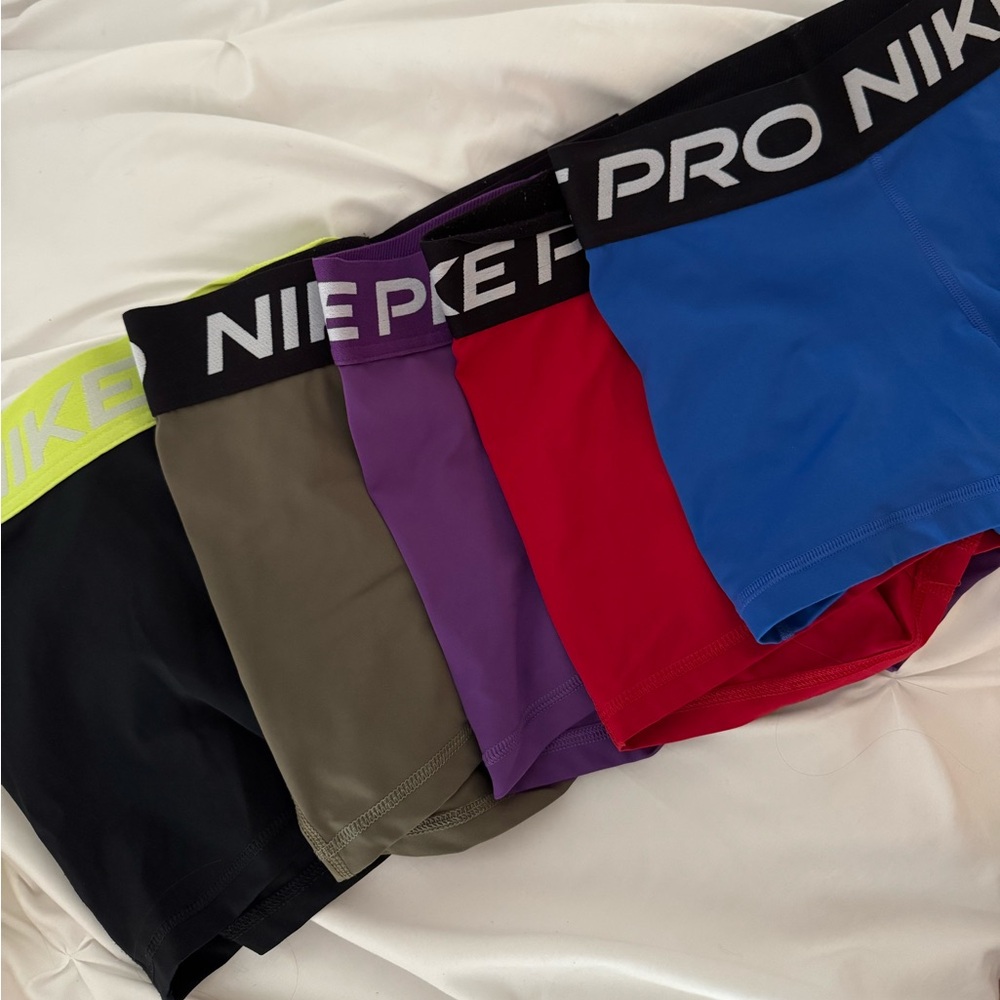 5 pairs Women’s Nike Shorts